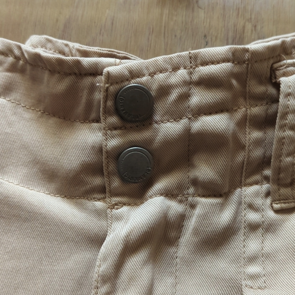 BLANK NYC Lyocell Safari Cargo Shorts Cream Size Medium NEW - Picture 4 of 7